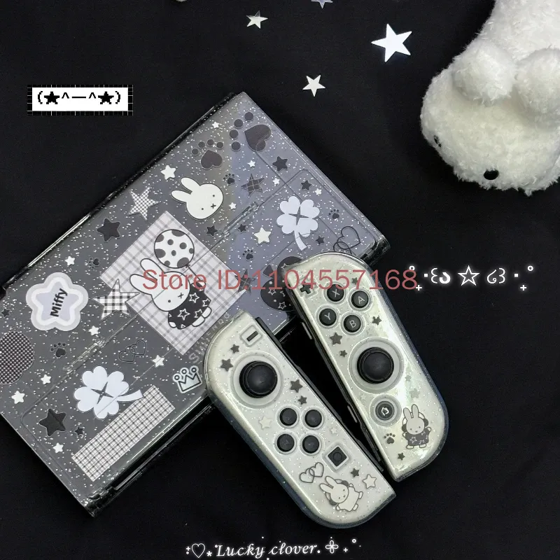 غطاء حماية شفاف أسود وأبيض لجه - مراجعة Gaming Accessories Brands وسعره