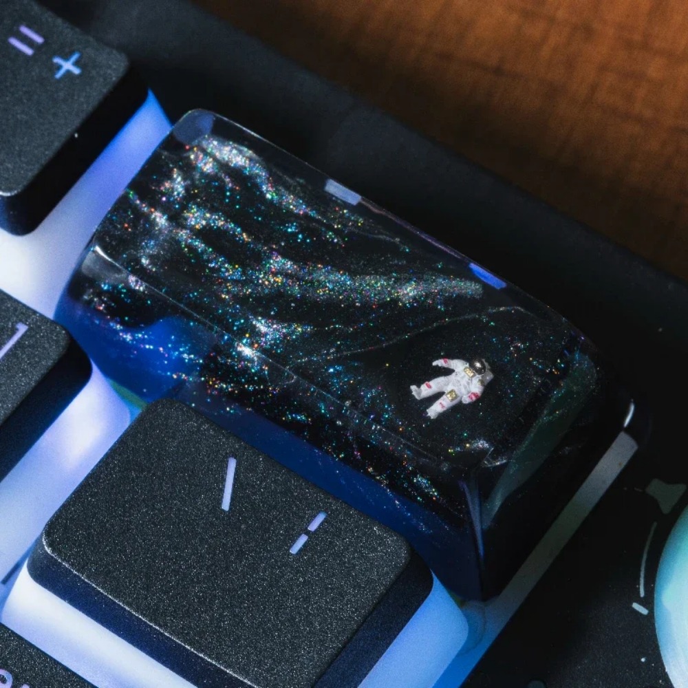 الحرفي Keycap رائد الفضاء الرا - مراجعة Gaming Accessories To Gift وسعره